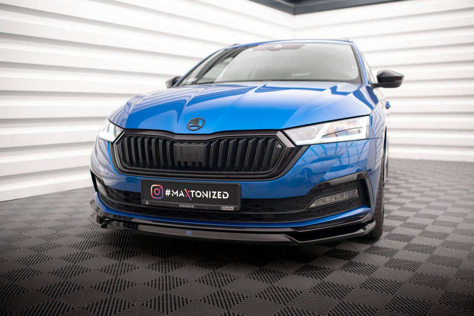 Frontläpp V.2 för Skoda Octavia Sportline Mk4