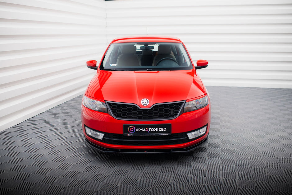 Frontläpp V.2 för Skoda Rapid