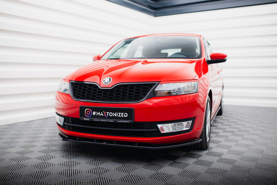 Frontläpp V.2 för Skoda Rapid