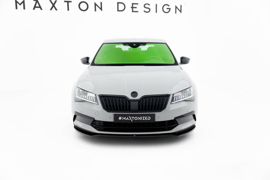 Frontläpp V.2 för Skoda Superb Liftback / Combi Mk3