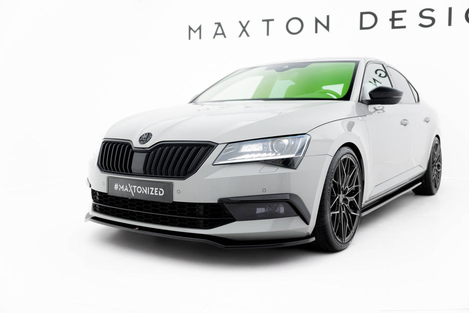 Frontläpp V.2 för Skoda Superb Liftback / Combi Mk3