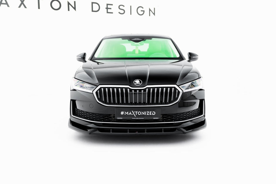 Frontläpp V.2 för Skoda Superb Mk4