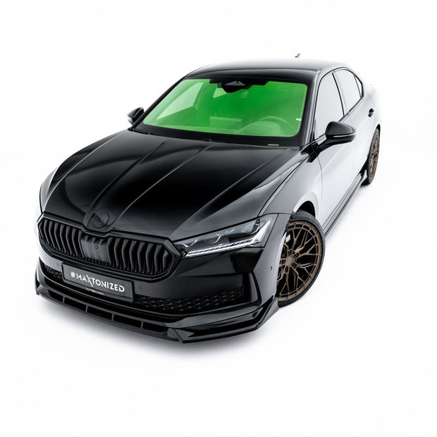 Frontläpp V.2 för Skoda Superb Sportline Mk4