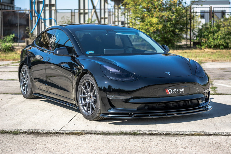 Frontläpp V.2 för Tesla Model 3