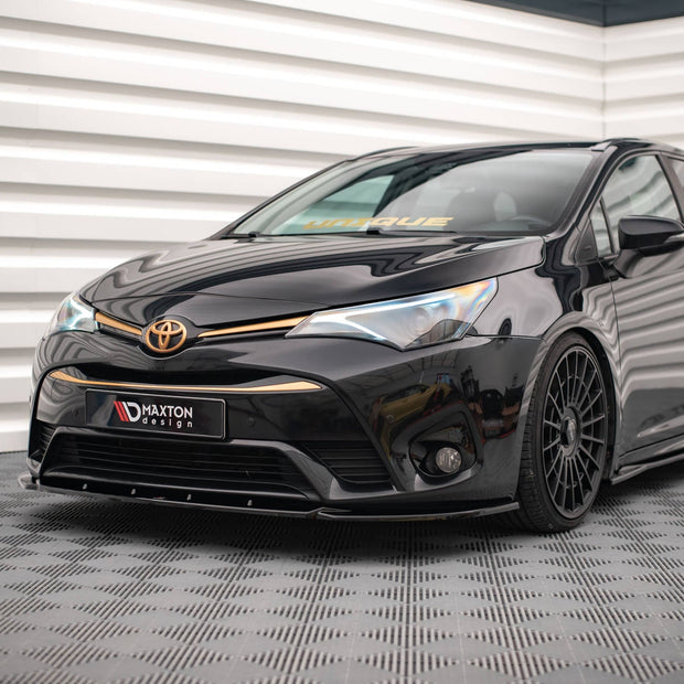 Frontläpp V.2 för Toyota Avensis Mk3 Facelift
