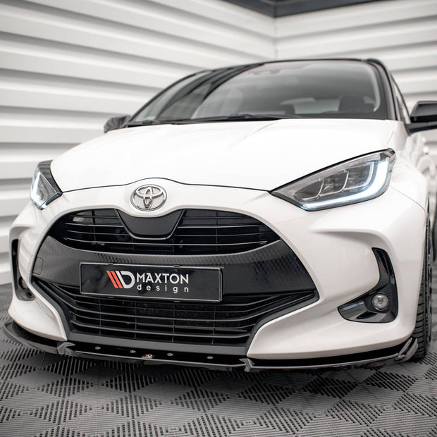 Frontläpp V.2 för Toyota Yaris Mk4
