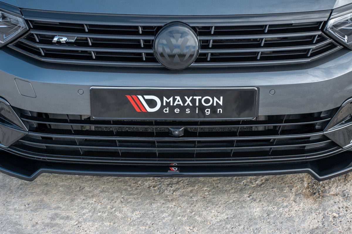 Frontläpp V.2 för Volkswagen Passat R-Line B8