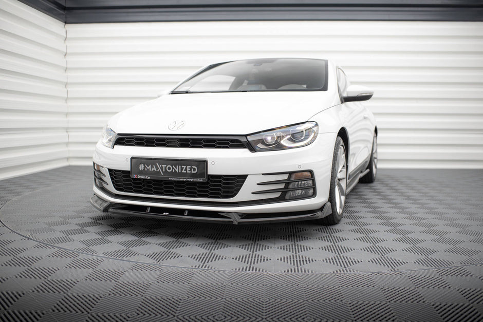 Frontläpp V.2 för Volkswagen Scirocco Mk3 Facelift