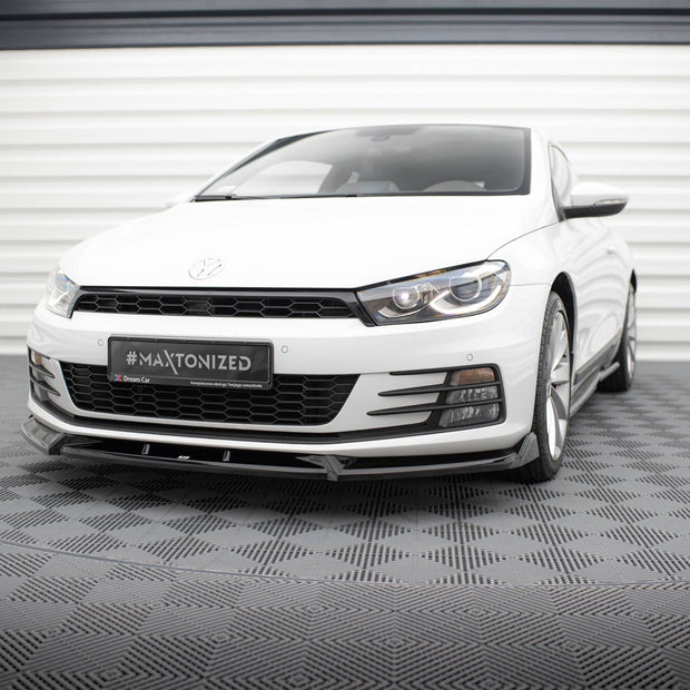 Frontläpp V.2 för Volkswagen Scirocco Mk3 Facelift
