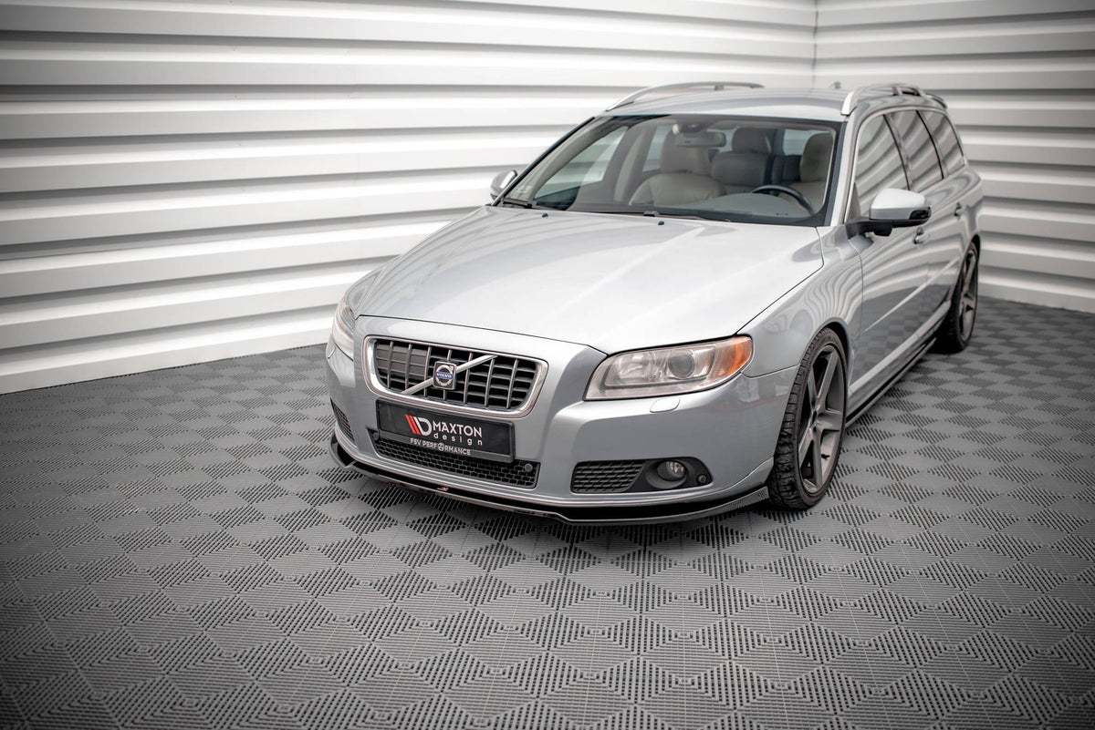 Frontläpp V.2 för Volvo V70 Mk3