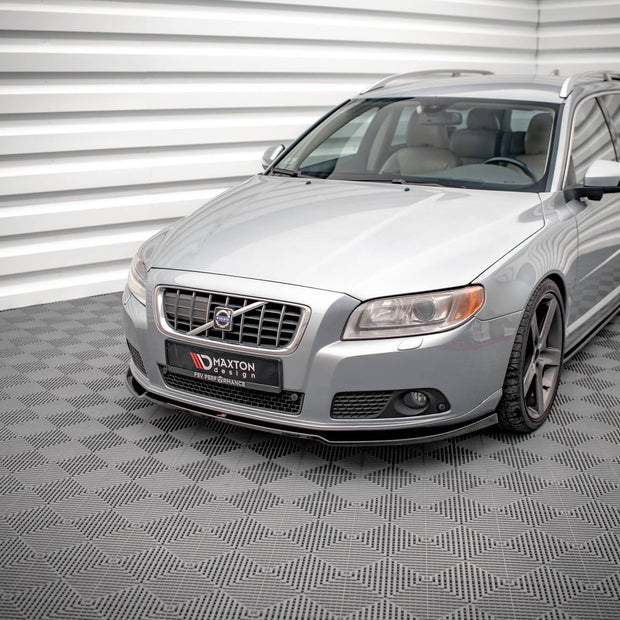 Frontläpp V.2 för Volvo V70 Mk3