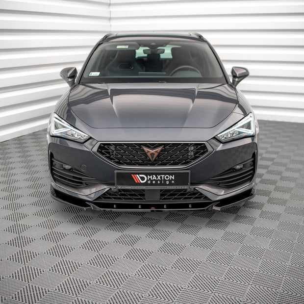 Frontläpp V.3 för Cupra Leon Mk1