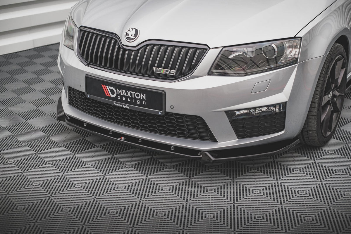 Frontläpp V.3 för Skoda Octavia RS Mk3