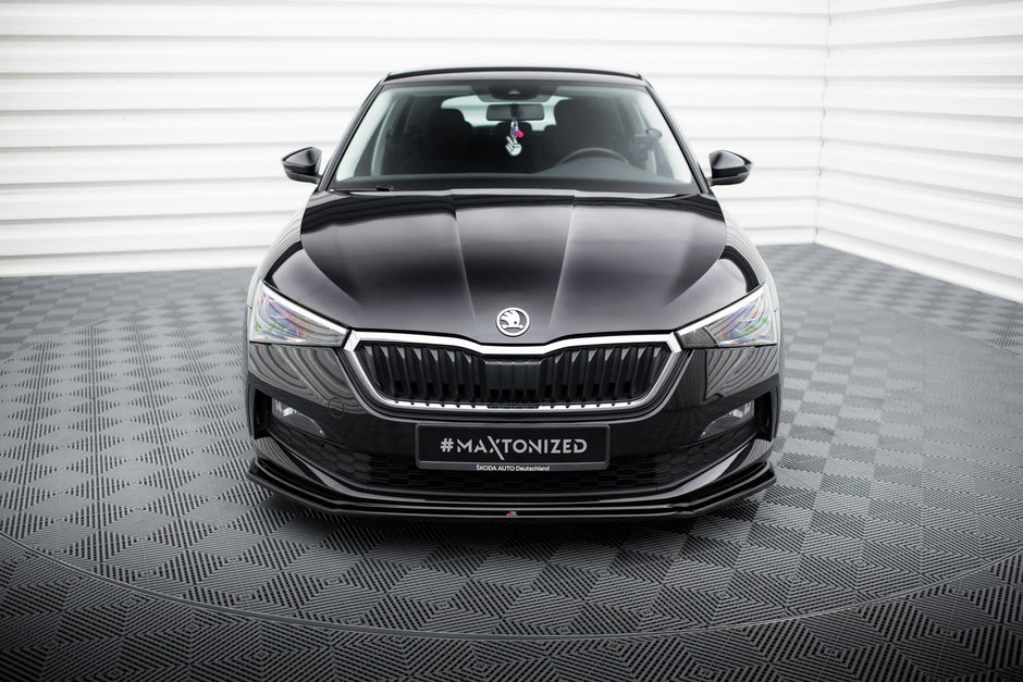 Frontläpp V.3 för Skoda Scala