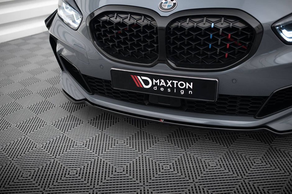 Frontläpp V.4 för BMW 1 M-Pack/ M135i / 128ti F40