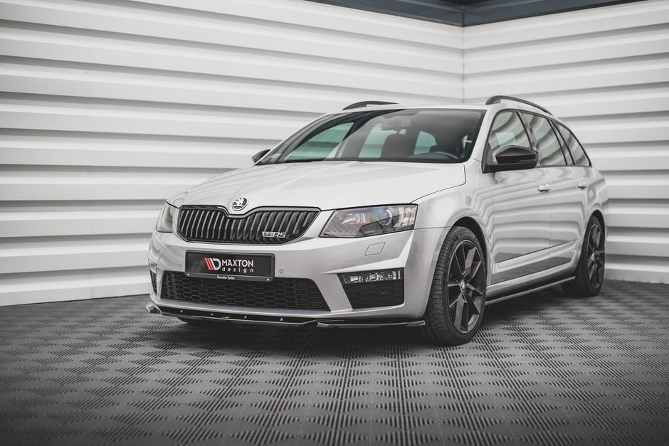 Frontläpp V.4 för Skoda Octavia RS Mk3
