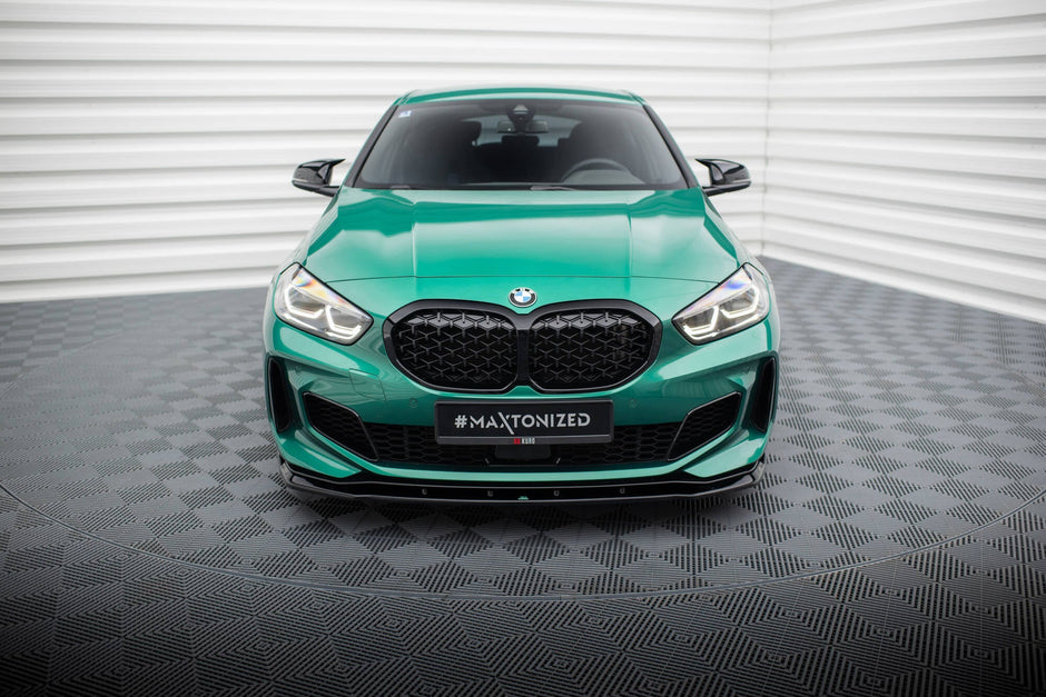 Frontläpp V.9 för BMW M135i F40