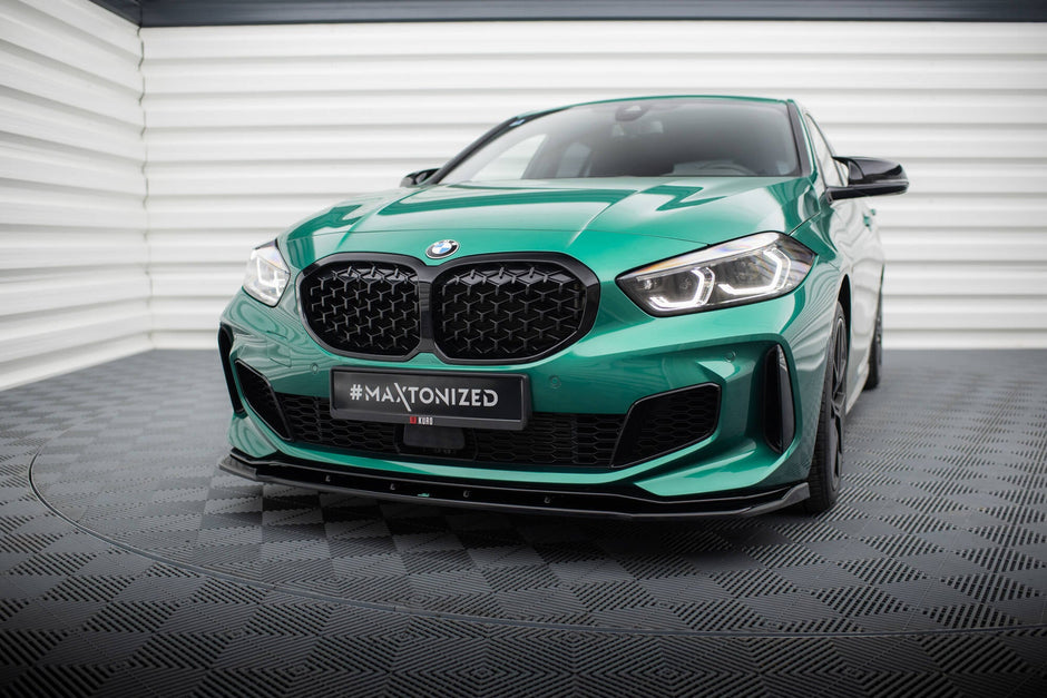 Frontläpp V.9 för BMW M135i F40