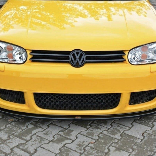 Frontläpp för Volkswagen Golf Mk4 R32