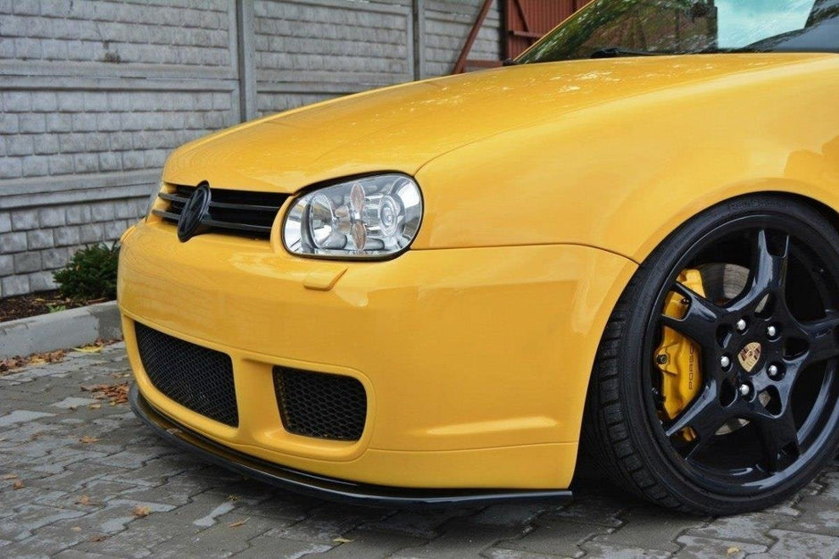 Frontläpp för Volkswagen Golf Mk4 R32