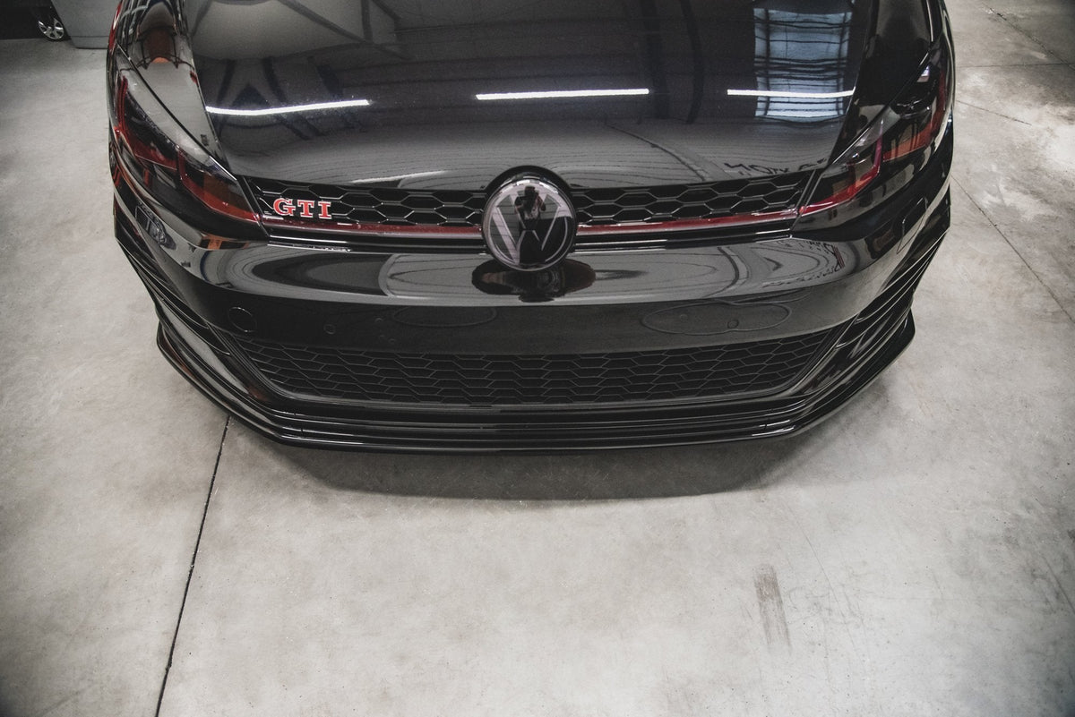 Frontläpp för Volkswagen Golf Mk7 GTI TCR