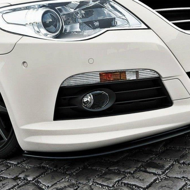 Frontläpp för Volkswagen Passat CC R36 RLINE (Preface)