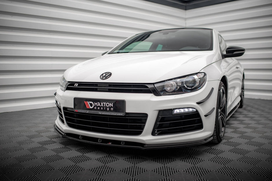 Frontläpp för Volkswagen Scirocco R