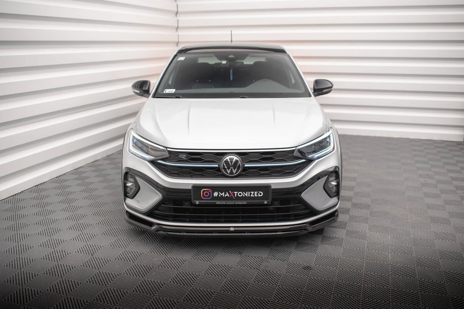 Frontläpp för Volkswagen Taigo R-Line Mk1