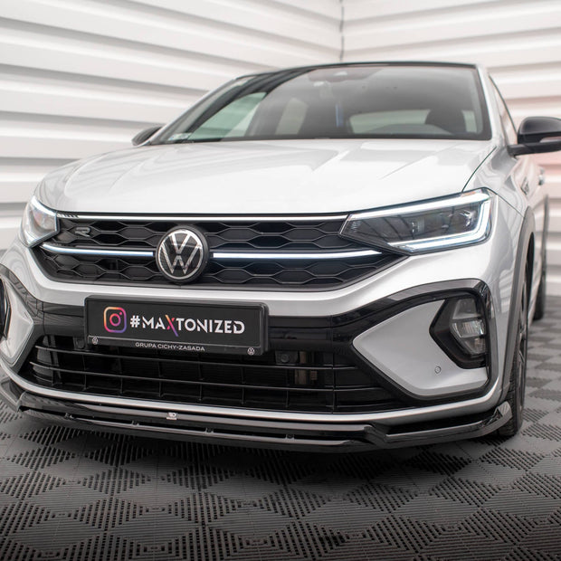 Frontläpp för Volkswagen Taigo R-Line Mk1