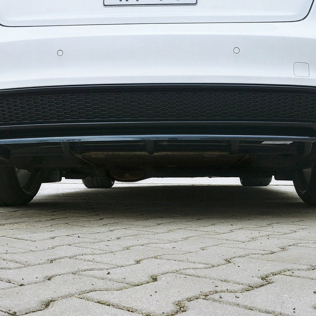 Bakre Splitter för Audi A5 S-Line 8T Facelift (with a vertical bar)