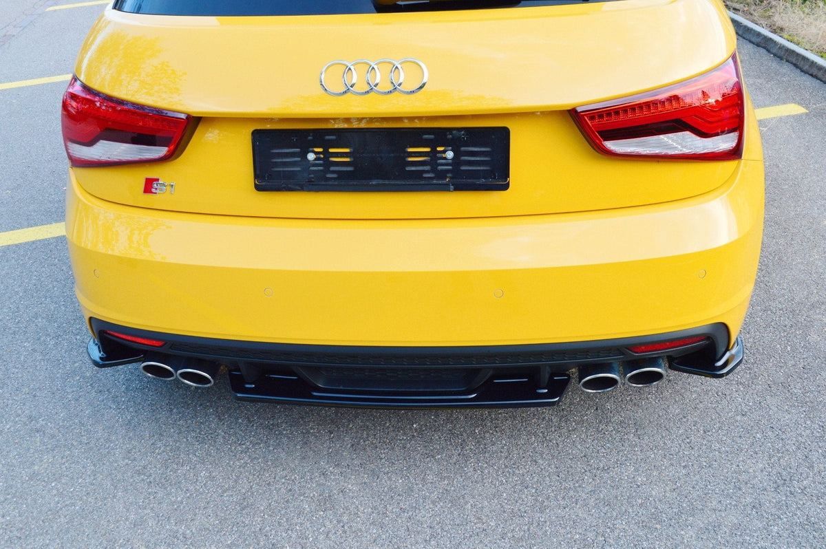 Bakre Splitter för Audi S1 8X
