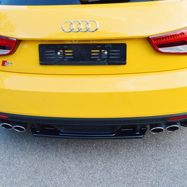 Bakre Splitter för Audi S1 8X