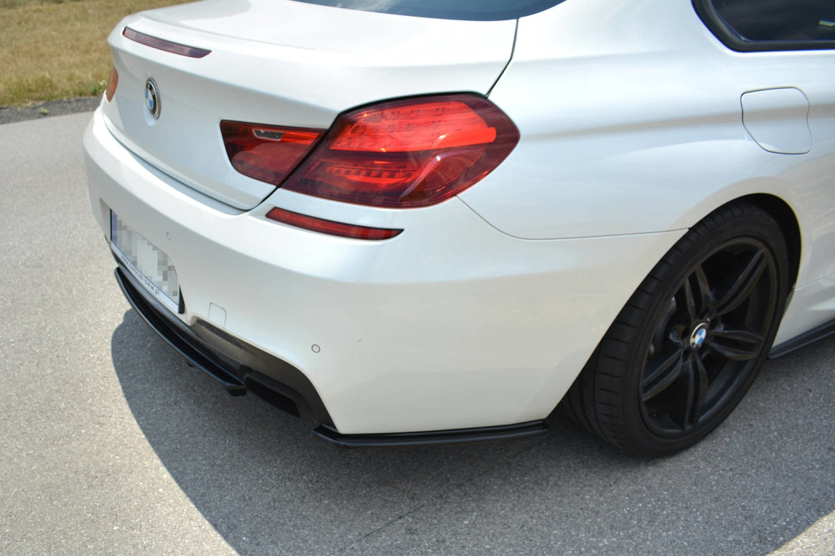 Maxton Design Bakre splitter – BMW 6 Gran Coupé MPACK (with a vertical bar)