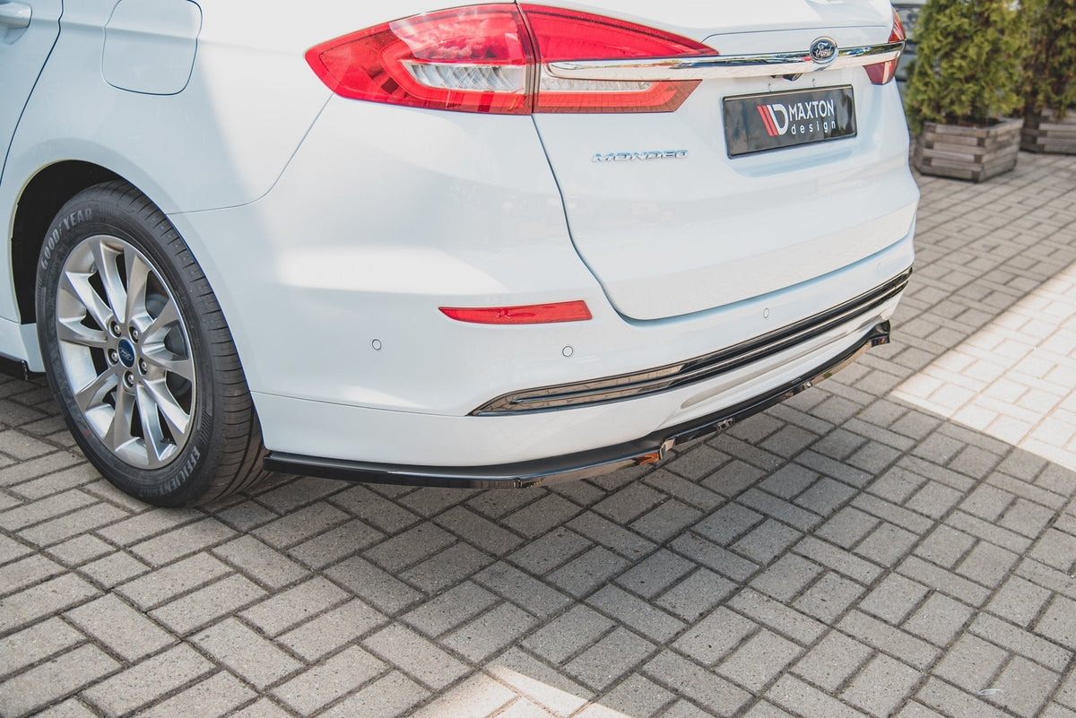 Bakre Splitter för Ford Mondeo Estate Platinium Mk5 Facelift