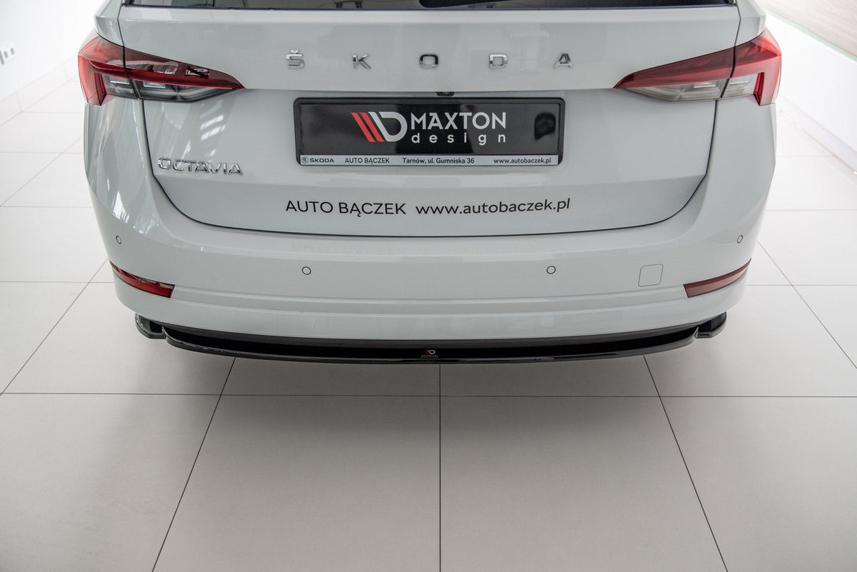 Bakre Splitter för Skoda Octavia Mk4