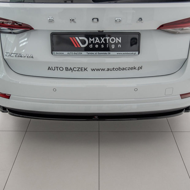 Bakre Splitter för Skoda Octavia Mk4