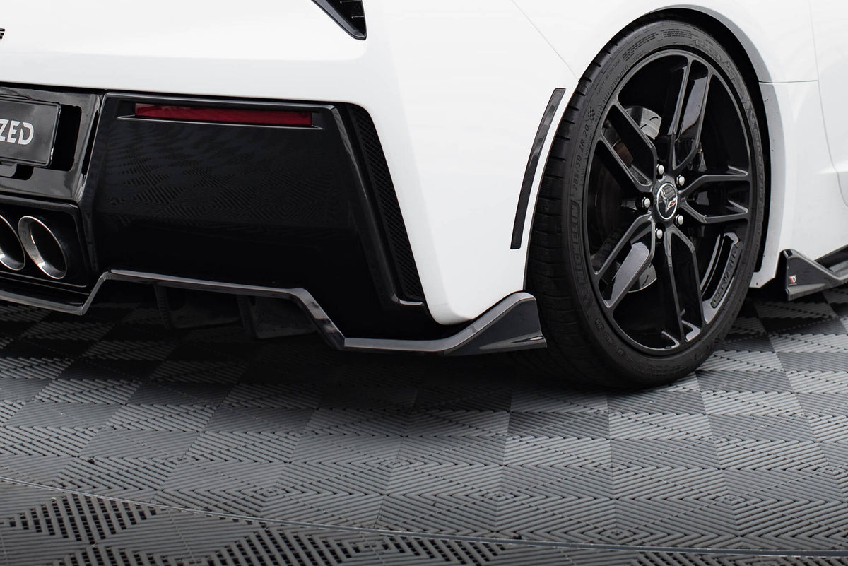 Central Bakre Splitter (With Vertical Bars) för Chevrolet Corvette C7