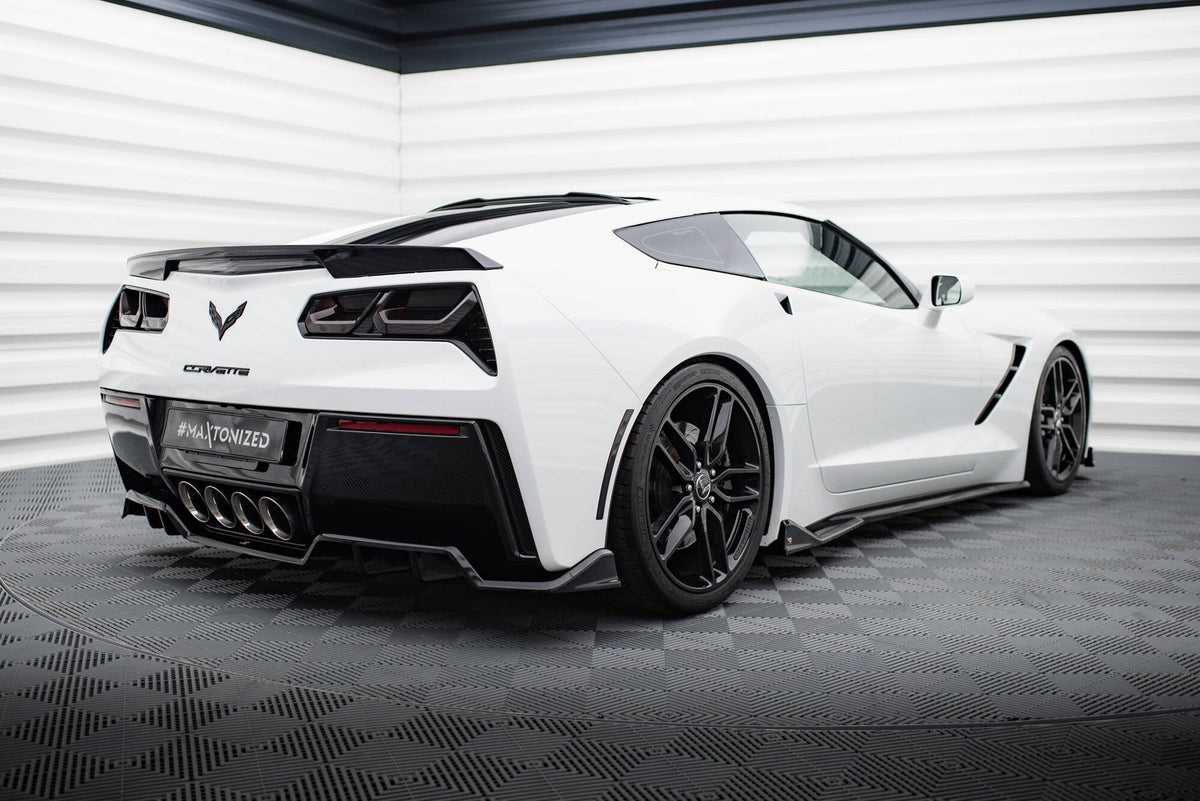 Central Bakre Splitter (With Vertical Bars) för Chevrolet Corvette C7