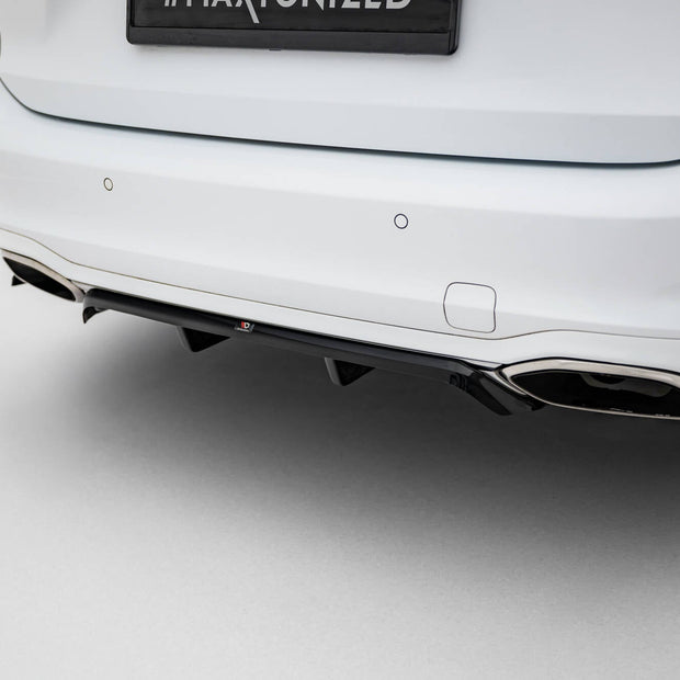 Central Bakre Splitter (With Vertical Bars) för Ford Focus Vignale Estate Mk4