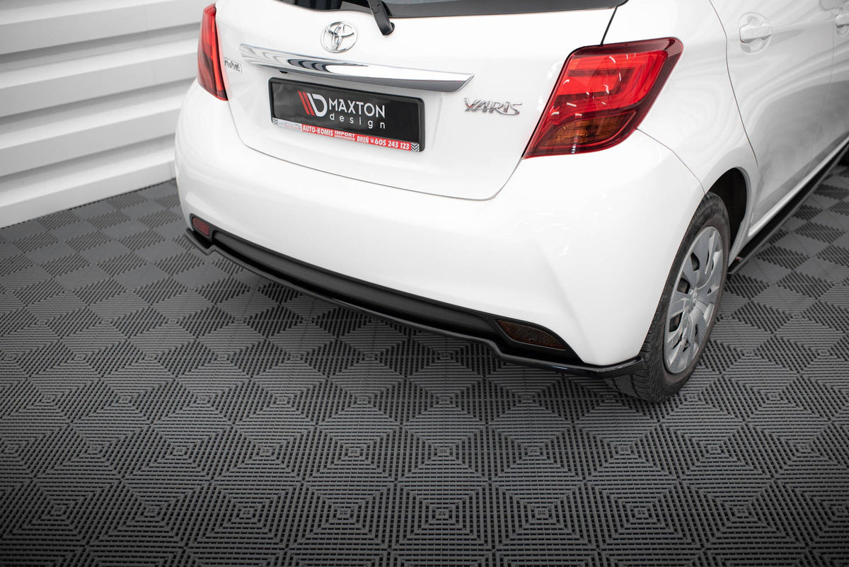 Bakre Splitter för Toyota Yaris Mk3 Facelift