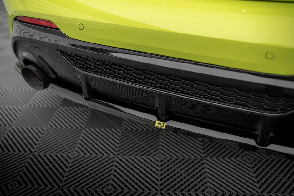 Bakre Splitter V.2 för BMW M135i F40