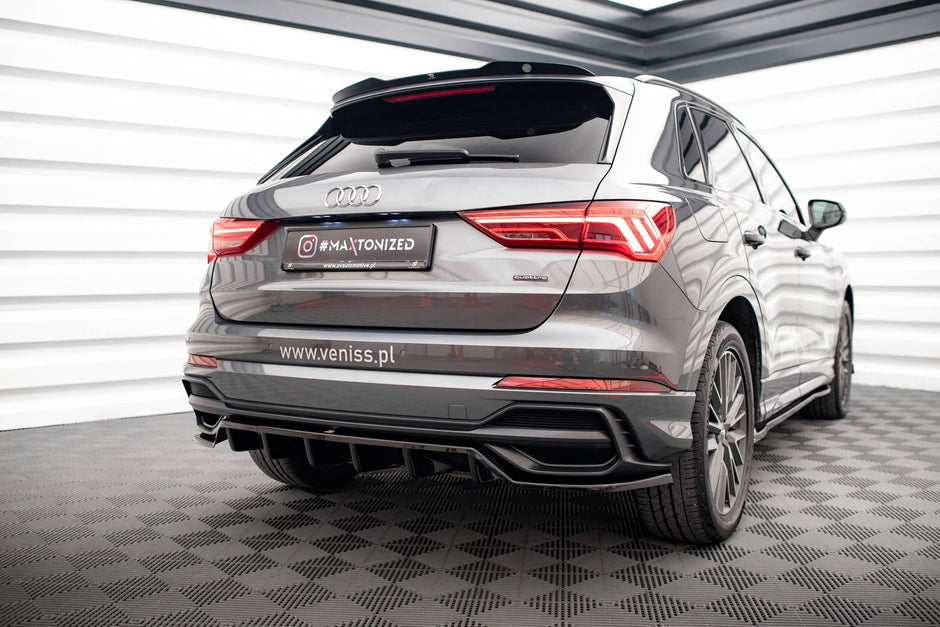 Bakre Splitter (With Vertical Bars) för Audi Q3 S-Line SUV F3