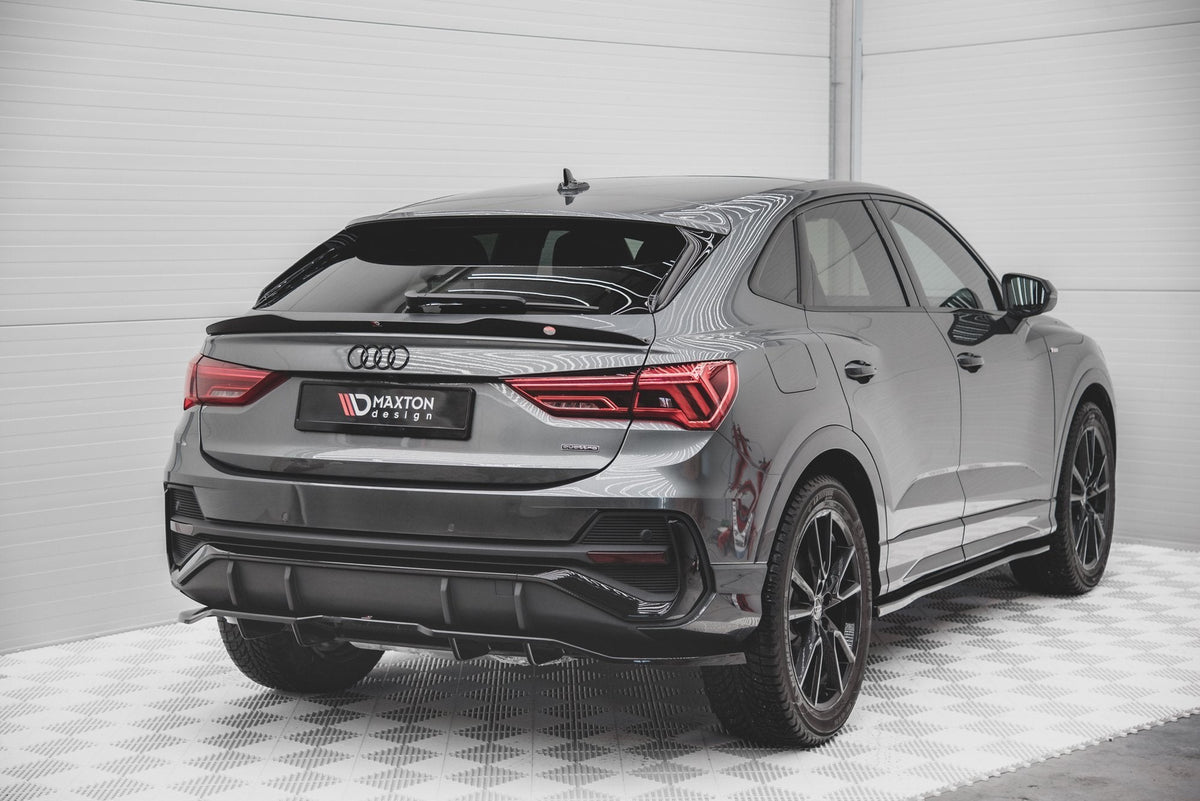Bakre Splitter (With Vertical Bars) för Audi Q3 Sportback S-Line F3
