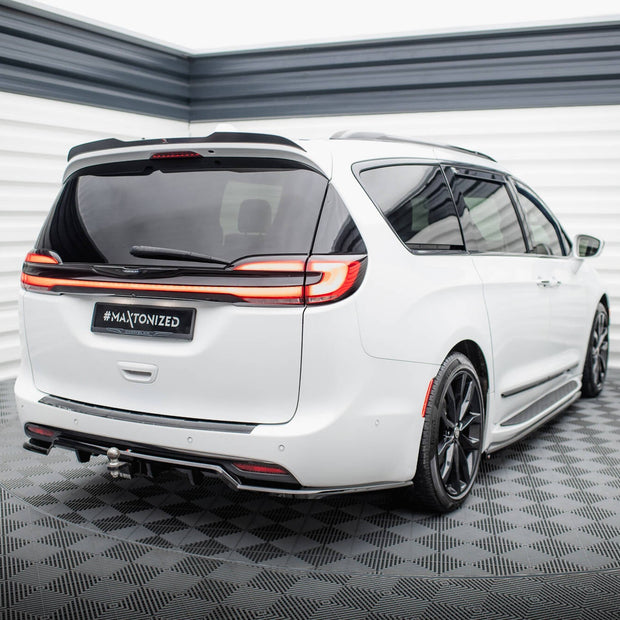 Bakre Splitter (With Vertical Bars) för Chrysler Pacifica Mk2 Facelift