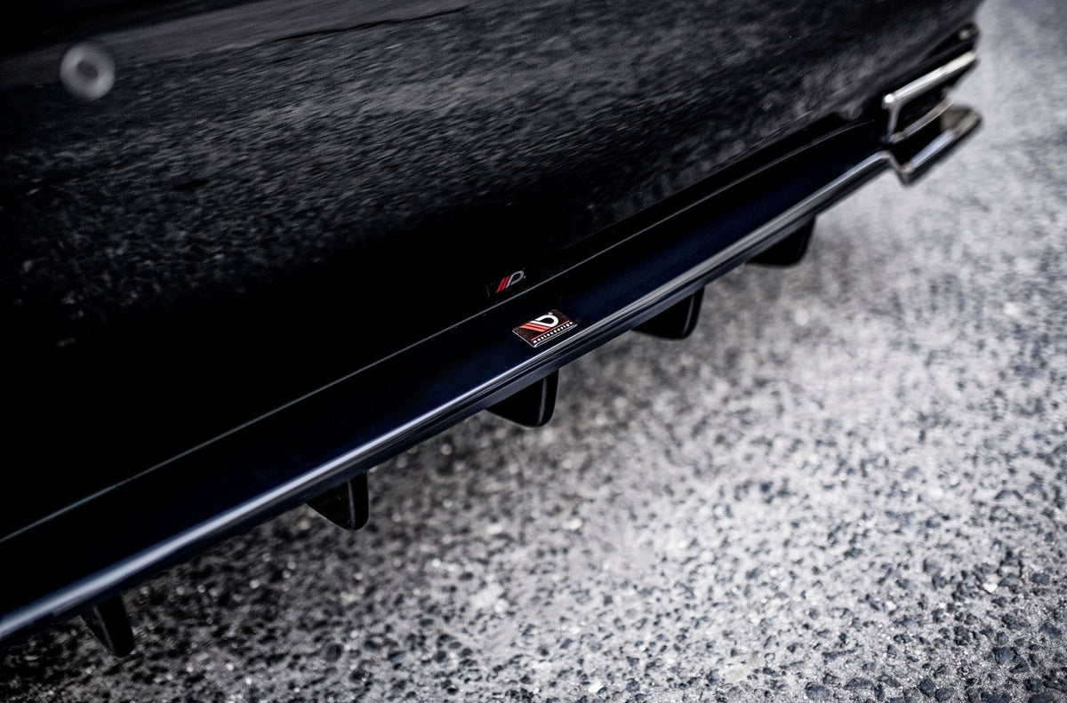 Bakre Splitter (with vertical bars) för Leuxs LS Mk4 Facelift
