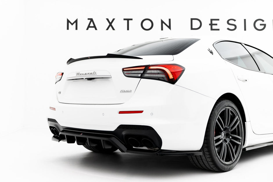 Bakre Splitter (With Vertical Bars) för Maserati Ghibli Modena Mk3 Facelift