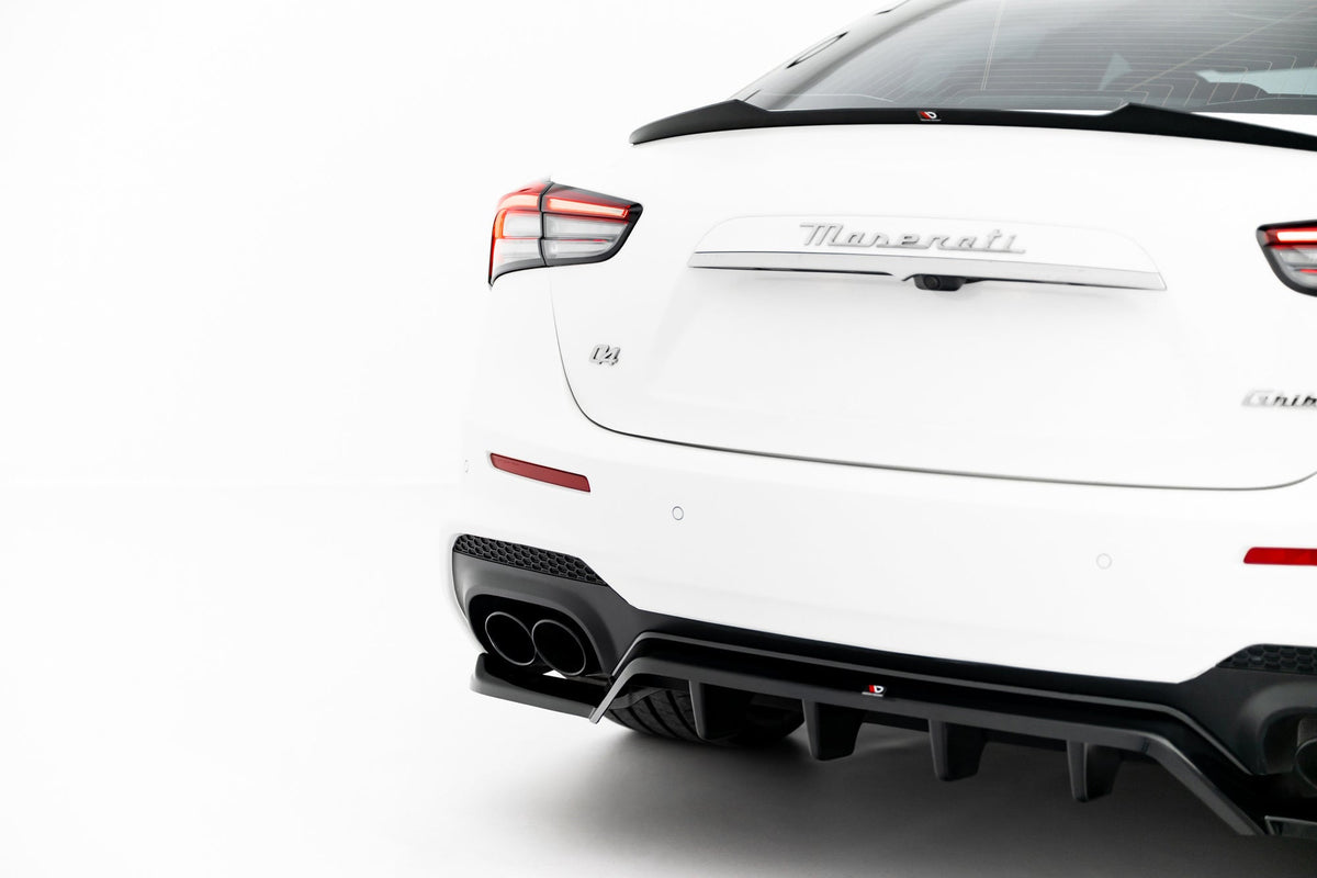 Bakre Splitter (With Vertical Bars) för Maserati Ghibli Modena Mk3 Facelift