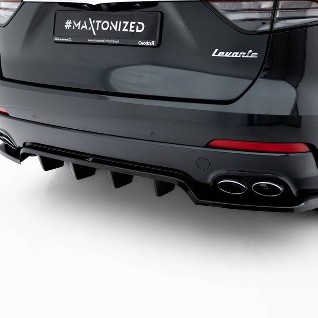 Bakre Splitter (With Vertical Bars) för Maserati Levante GT Mk1 Facelift