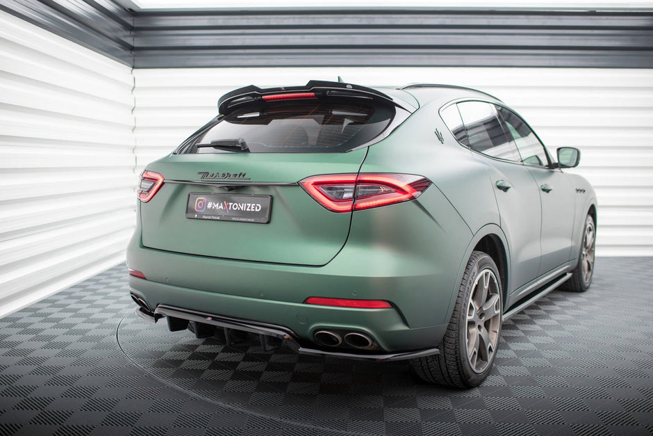 Bakre Splitter (With Vertical Bars) för Maserati Levante Mk1