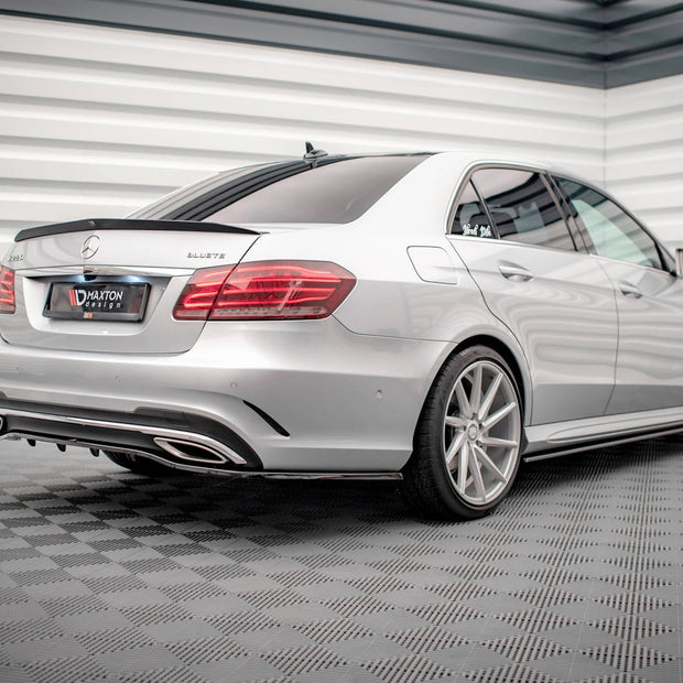 Bakre Splitter (With Vertical Bars) för Mercedes-Benz E AMG-Line Sedan W212 Facelift